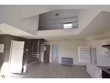 duplex met 2 slpk. en autostaanplaats nabij centrum opwijk