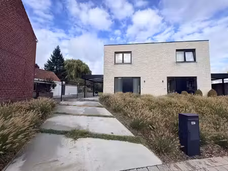 recente  energiezuinige woning met tuin en carport in staden – epc a