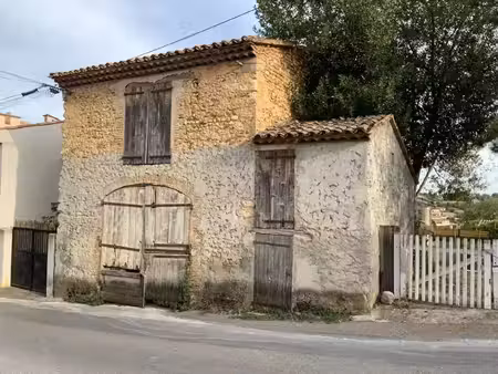 grange à vendre à valensole aménageable en maison de village