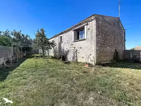 vente immeuble 0 pièces à ballon (17290)  250 000 €