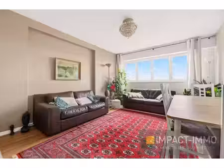 appartement de luxe de 3 chambres en vente à courbevoie  île-de-france
