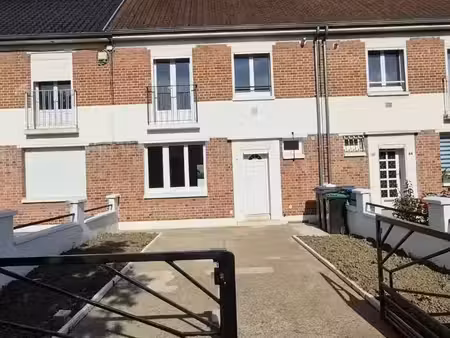 maison à louer 2 pièces 81.65 m² - hérin (59) - 920€