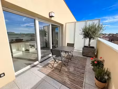appartement à louer – magnifique studio de 25 m² avec terrasse et parking – istres