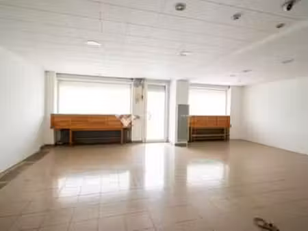 location bureaux et commerces à darney (88260) : à louer / 78m² darney