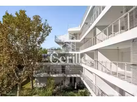 prestigieux immeuble de rapport en vente à marseille  provence-alpes-côte d'azur