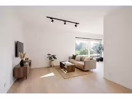 appartement te koop in erembodegem met 1 slaapkamer
