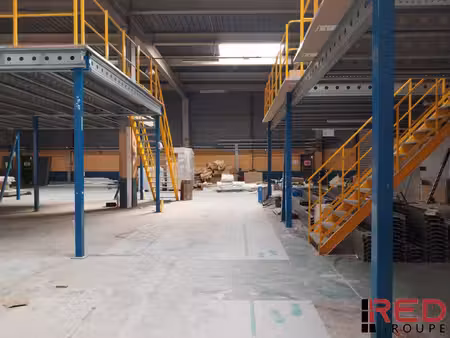 location local commercial