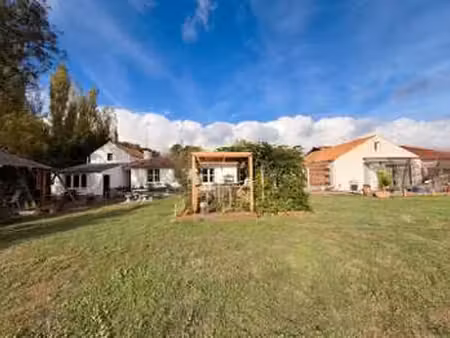 vente maison à sallertaine (85300) : à vendre / 137m² sallertaine