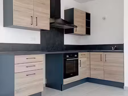 location appartement 3 pièces 84m² belley 01300