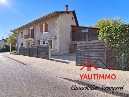maison ancienne à rénover à cranves-sales – de beaux volumes à exploiter