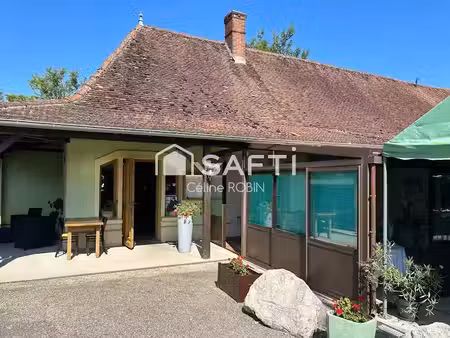 vente locaux professionnels 6 pièces 248 m² à sens-sur-seille (71330)  263 000 €