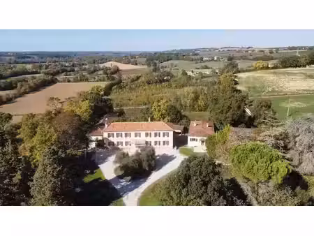 vente locaux professionnels 15 pièces 461 m² à vic-fezensac (32190)  546 000 €