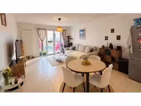 la teste-de-buch – appartement t3 avec terrasse  piscine et parking – investissement locat