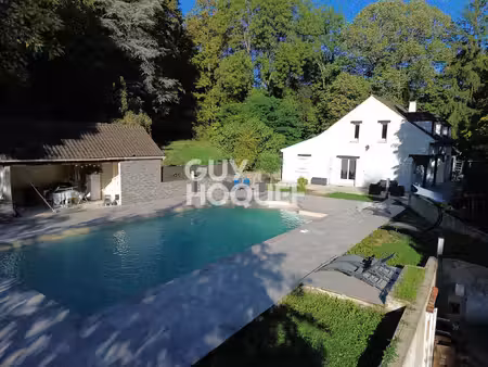 maison à vendre de 9 pièces de 206 m²