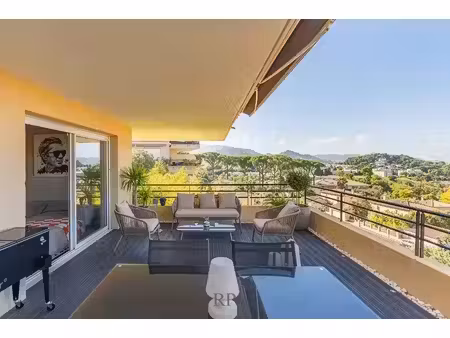 vente appartement 3 pièces 68m2 marseille 12eme (13012) - 370000 € - surface privée