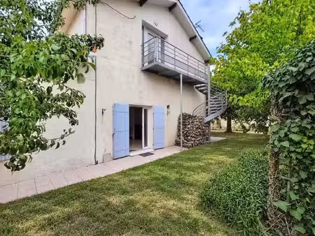 appartement avec jardin et parkings
