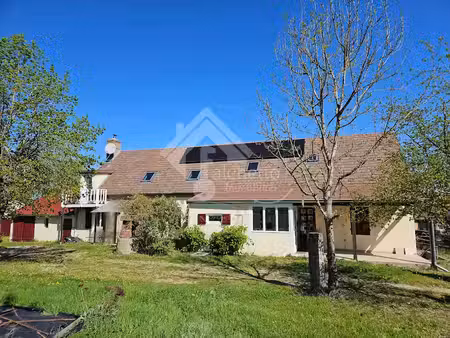 vente maison 6 pièces 190 m² à jaligny-sur-besbre (03220)  139 000 €