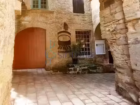 vente maison 11 pièces 280 m² à remoulins (30210)  225 000 €