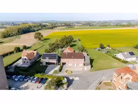 maison 4 façades située sur un terrain de 76a70 à pepingen