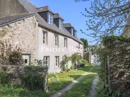 vente maison à saint-suliac (35430) : à vendre / 205m² saint-suliac