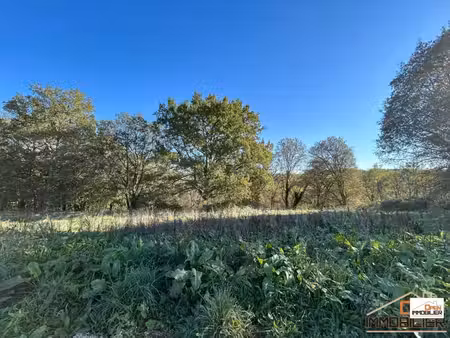 terrain à bâtir viabilisé 819m²