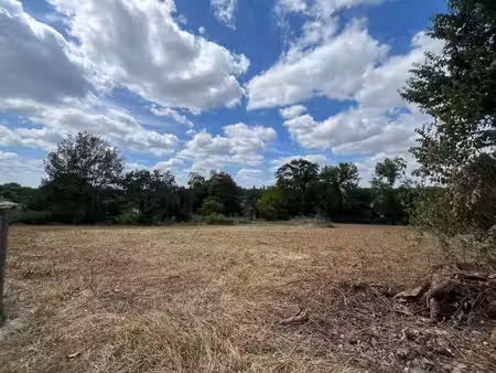 terrain constructible 4091m²