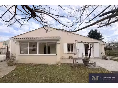 maison de plain pied avec jardin