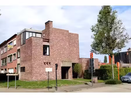 huis te koop in aartselaar met 4 slaapkamers