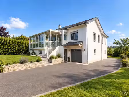 maison a fort potentiel pollionnay