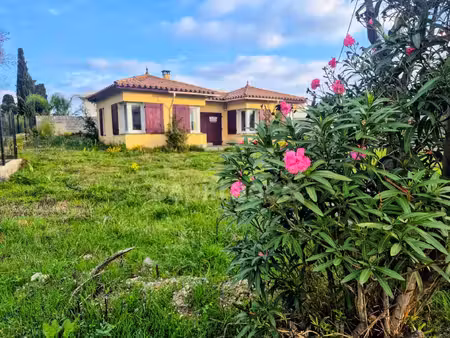 terrain de 705 m² avec villa atypique et potentiel d’extension - st nazaire 66