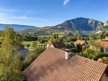 arcine: maison  une vue  terrain 1000m