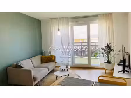 appartement récent villennes sur seine 3 pièces avec balcon - 56 m2 -