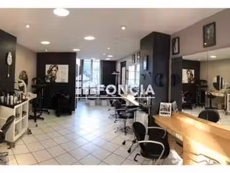 vente bureaux et commerces à dol-de-bretagne (35120) : à vendre / 70m² dol-de-bretagne