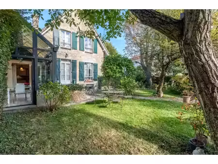 saint-maur-des-fossés – la varenne – maison de caractère 171 m² – terrain 763 m² – piscine