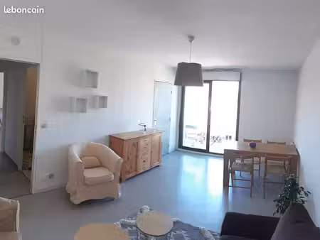 appartement t2 de 48 m² meublé  cauderan
