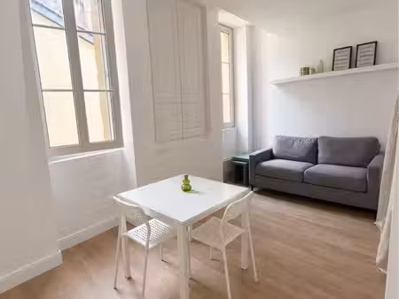 studio meublé 19m carré