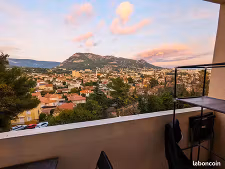 t3 balcon + parking