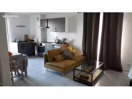 loue t2 45m² carré de soie