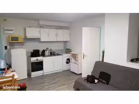 studio meublé - 32m²