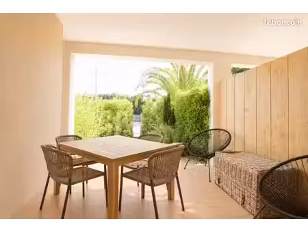 appartement t3 rez de jardin avec piscine