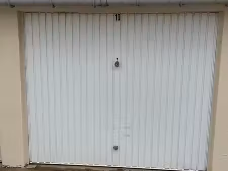 garage à louer