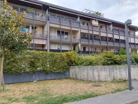 location t3 reignier proche centre ville