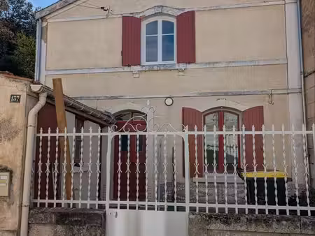 à louer maison de ville à angoulême