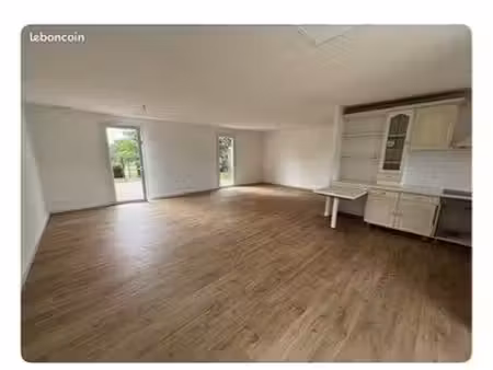 loue maison de plein pied