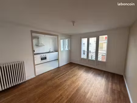 beau t3 meublé 59m2 centre ville