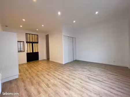 spacieux t2 à villeurbanne