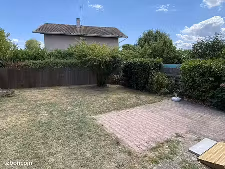 maison 3 pièces 80 m²