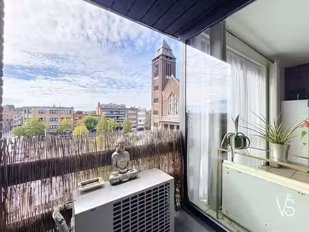 bel appartement 1 chambre avec terrasse et parking !