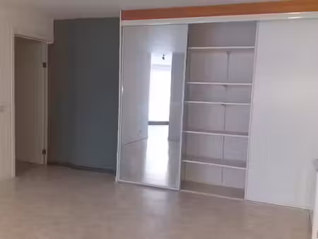 appartement 1 chambre à louer à neufchâteau