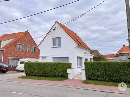 verzorgde woning met twee slaapkamers en groot terras te ...
